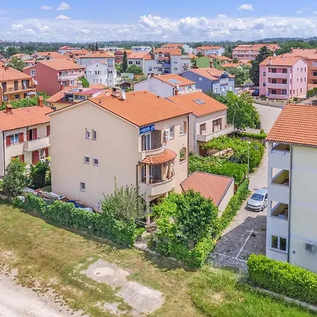 1 Bedroom Lovely In *